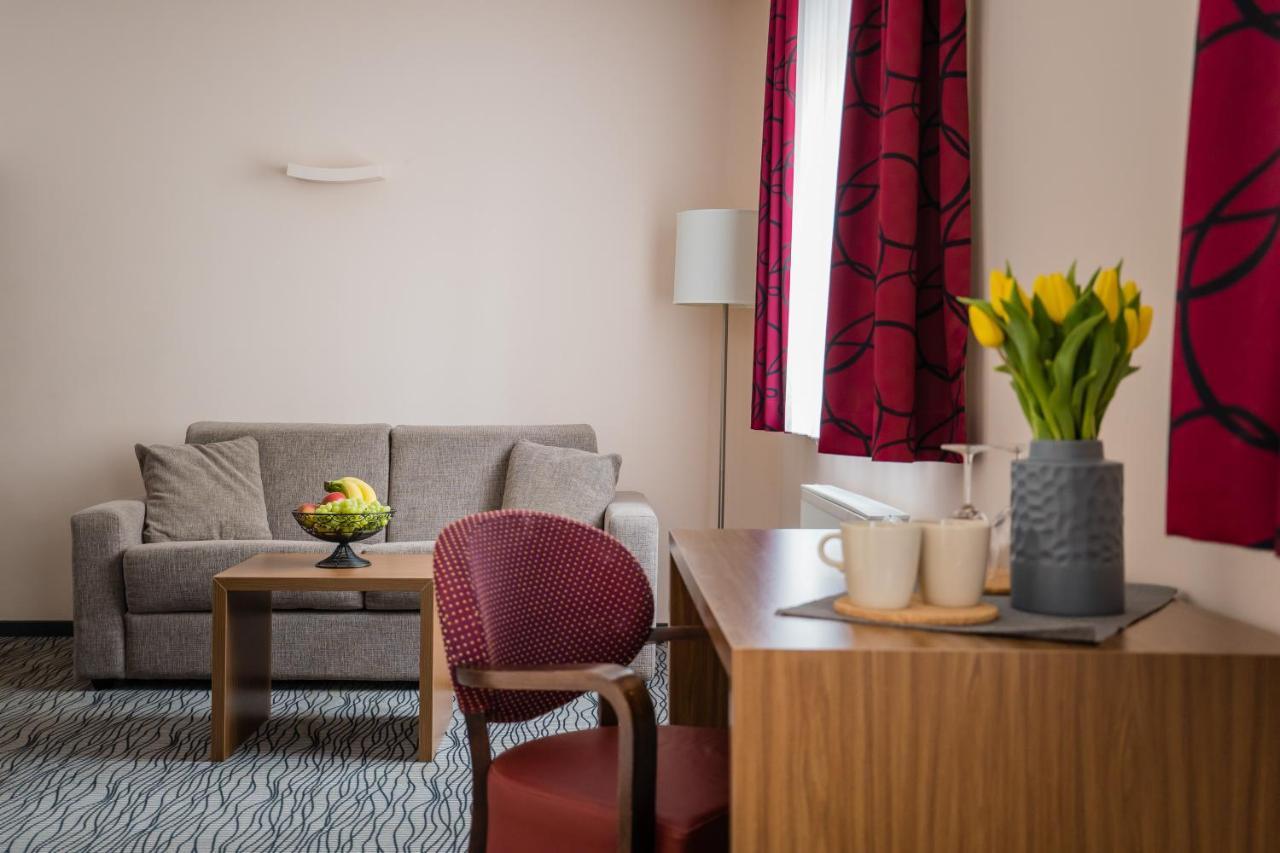 Point Hotel Apartments And Rooms Дрезден Экстерьер фото